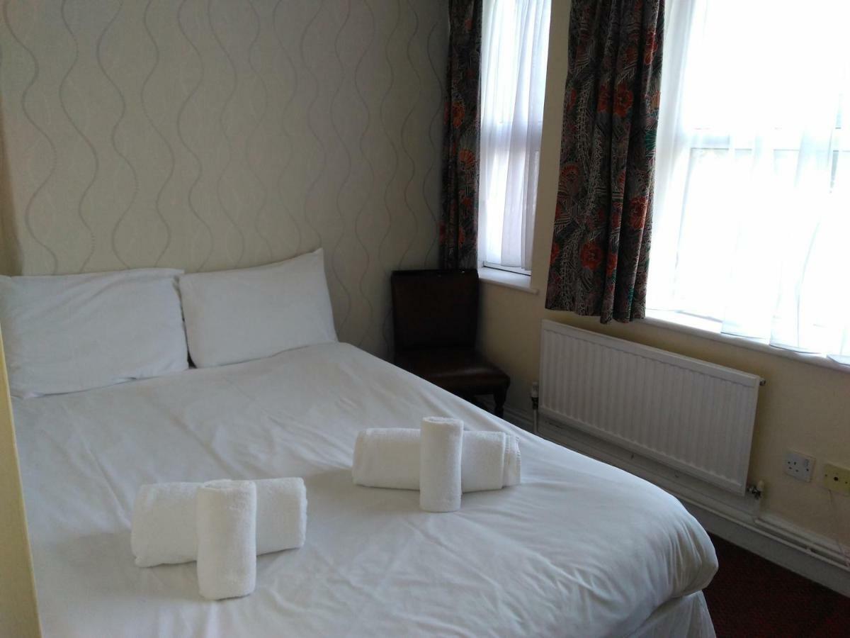 王冠酒店 Stoke-on-Trent 外观 照片